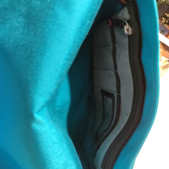 Custom Rickshaw Bag - Picture 4 of 4